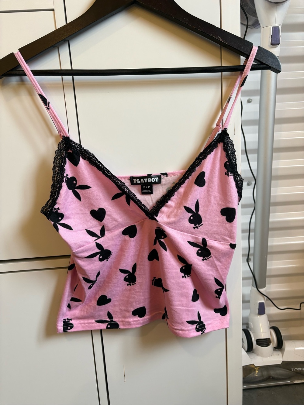 🤎3/$20🤎PLAYBOY Pink and Black Lace Trim Cami Top